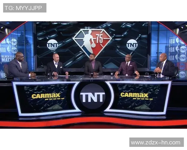 NBA球迷情绪爆发引发广泛讨论 这一行为成为热议焦点