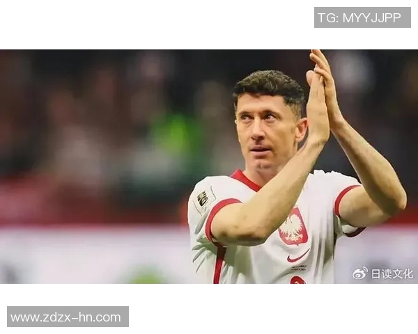 国家队主帅因连续失利正式下课，成绩低迷成辞职导火索