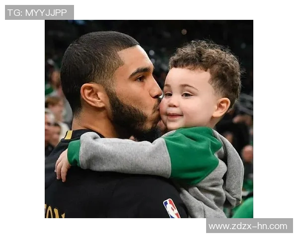 塔图姆与明星传出绯闻引热议 球迷纷纷猜测两人关系究竟如何